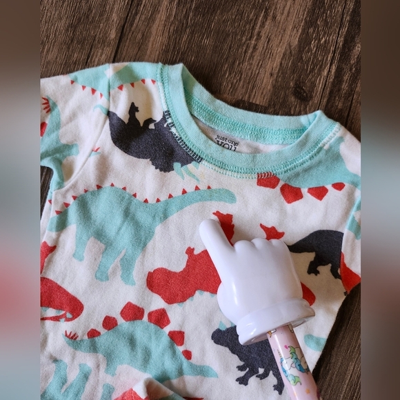 🌸 Carter's Dinosaur Pajama Set Bundle - Picture 2 of 3